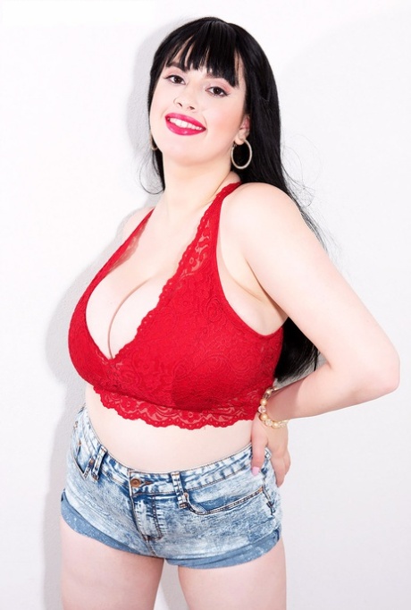 hot sexy huge tits white girls