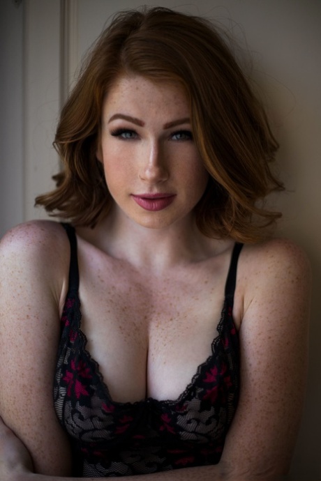 voluptuous redhead huge tits